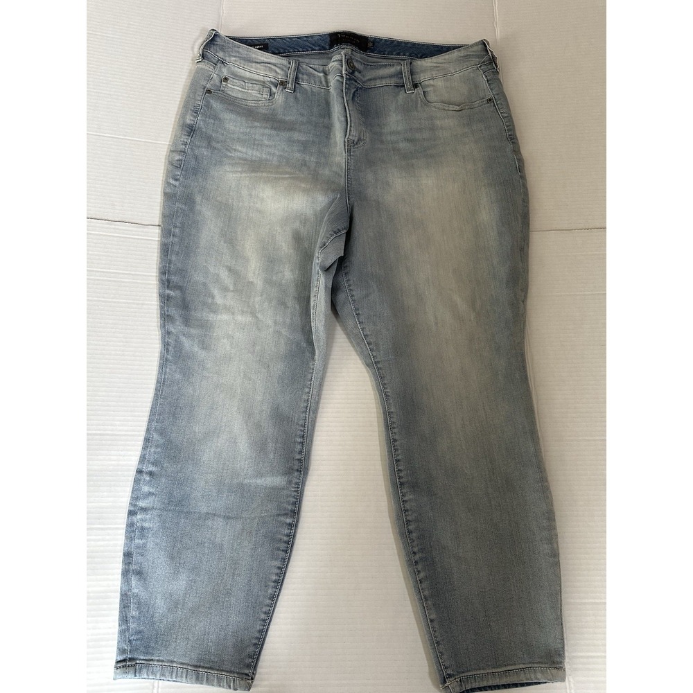 Torrid Jeans Womens 22R Jeans  Light Wash High Rise Denim Stretch